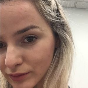 Meet your Posher, Kentroula